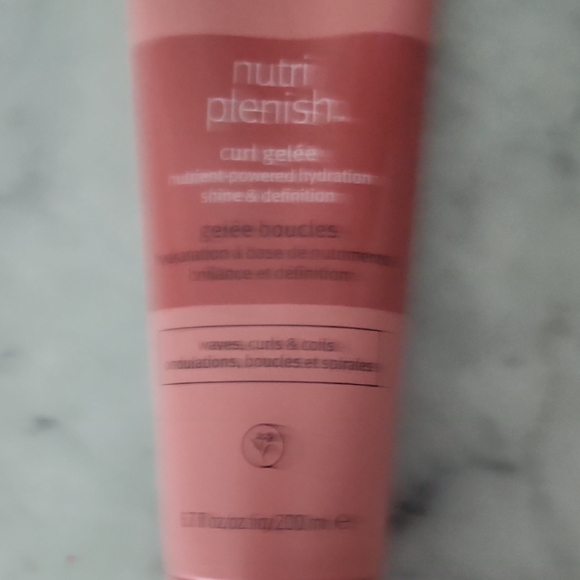 Aveda Pink Hair Styling Pure Plush - Picture 3 of 4